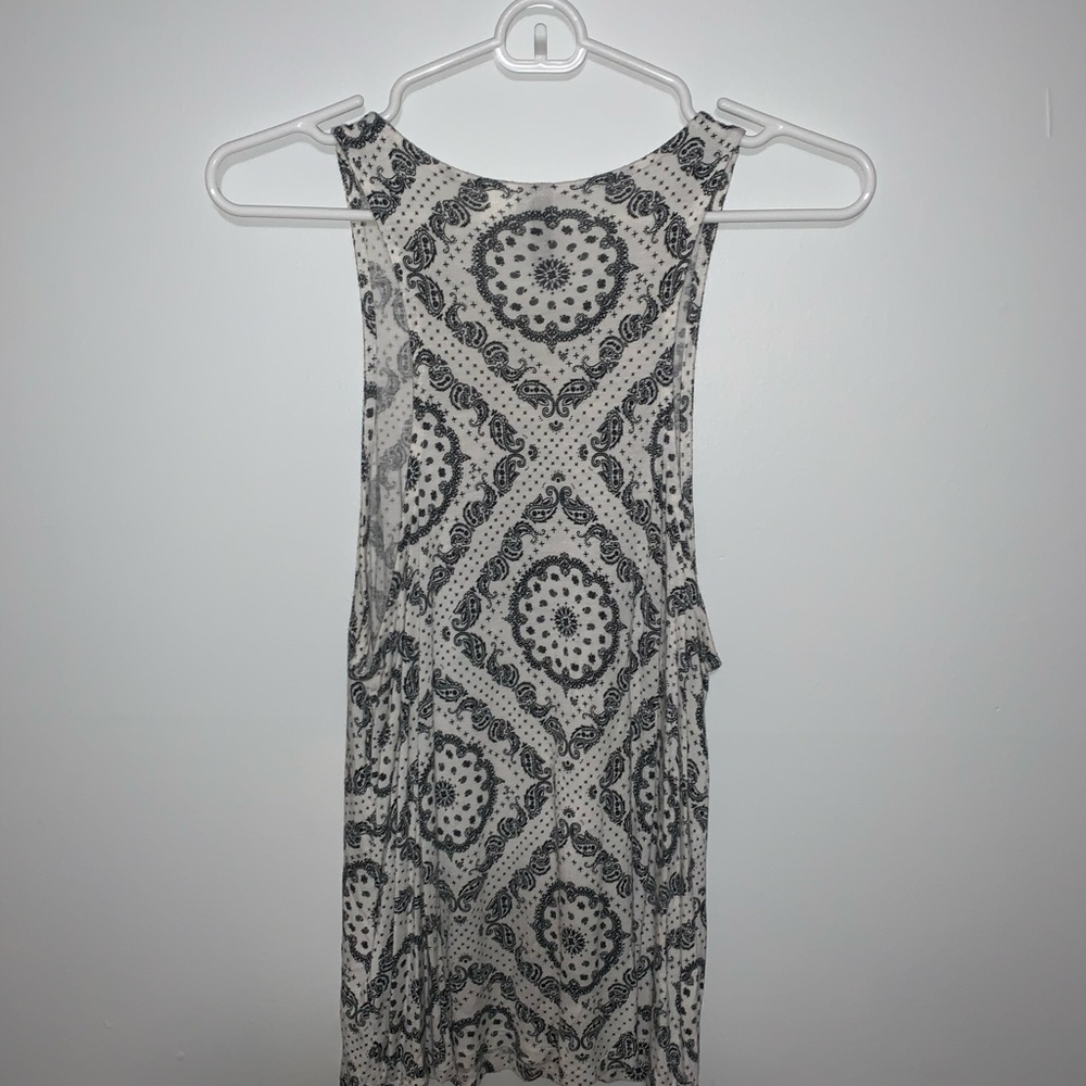 H&M Racer Back Tank - Picture 2 of 3